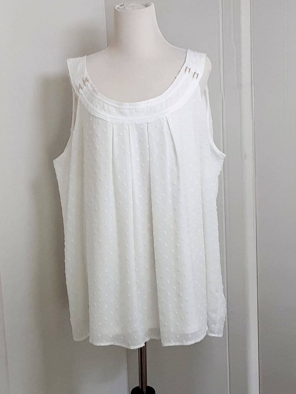 Roz & Ali White Gold Accent Swiss Dot Tank Top Sz 2X